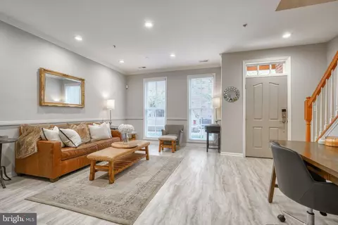 2613 Lighthouse Ln, Baltimore, MD 21224 photo 5