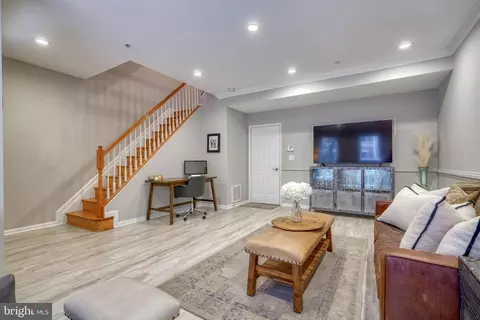 2613 Lighthouse Ln, Baltimore, MD 21224 photo 6