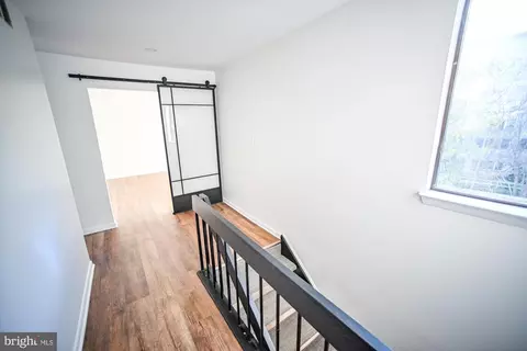 Entry Way - 733 Stoney Spring Dr, Baltimore, MD 21210 photo 6 of 7