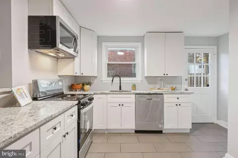 726 Nottingham Rd, Baltimore, MD 21229 photo 8