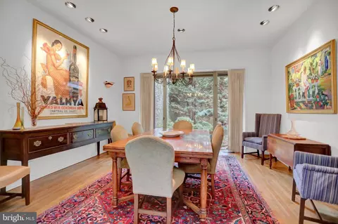 Dining - 1003 Saint Georges Rd, Baltimore, MD 21210 photo 1 of 5