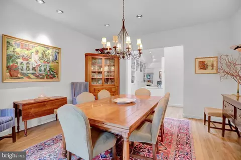 Dining - 1003 Saint Georges Rd, Baltimore, MD 21210 photo 2 of 5