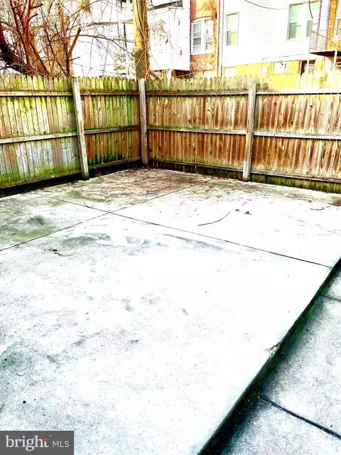 710 Linnard St, Baltimore, MD 21229 photo 44