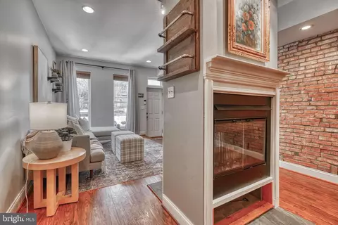 1410 Marshall St, Baltimore, MD 21230 photo 8