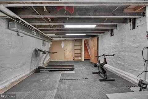 1410 Marshall St, Baltimore, MD 21230 photo 43