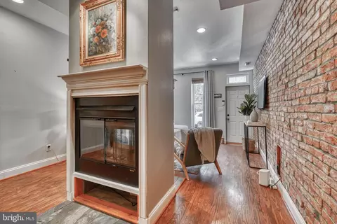 1410 Marshall St, Baltimore, MD 21230 photo 9