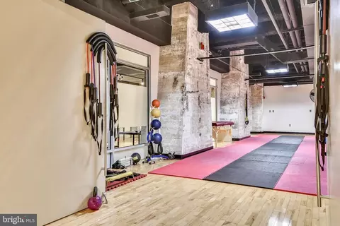 Entry Way - 1200 Steuart St #429, Baltimore, MD 21230 photo 5 of 5