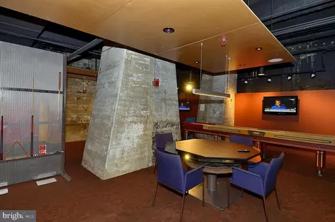 Dining - 1200 Steuart St #429, Baltimore, MD 21230 photo 3 of 4