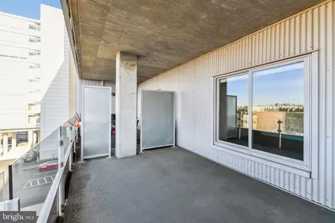 Exterior - 1200 Steuart St #429, Baltimore, MD 21230 photo 4 of 21