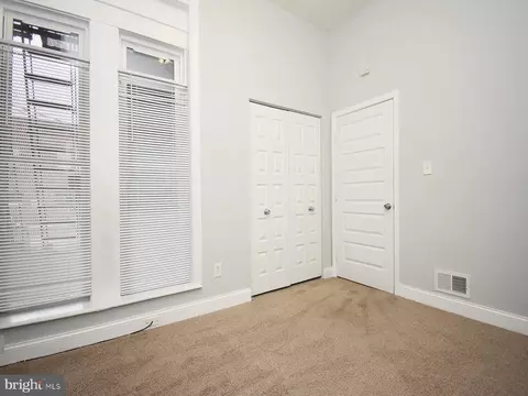 139 E North Ave, Baltimore, MD 21202 photo 12