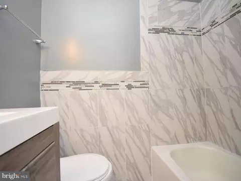 139 E North Ave, Baltimore, MD 21202 photo 10