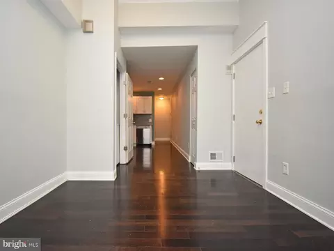 139 E North Ave, Baltimore, MD 21202 photo 5