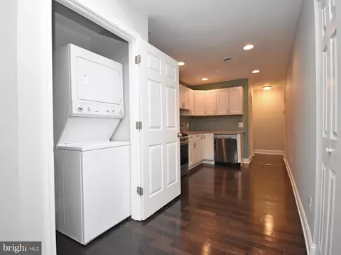 139 E North Ave, Baltimore, MD 21202 photo 14