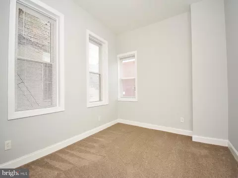 139 E North Ave, Baltimore, MD 21202 photo 8