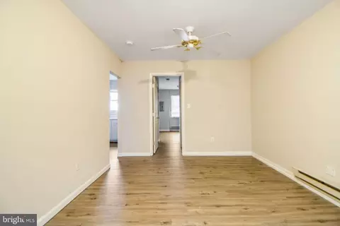 913 Stoll St, Brooklyn, MD 21225 photo 6