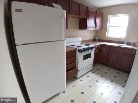 913 Stoll St, Brooklyn, MD 21225 photo 38