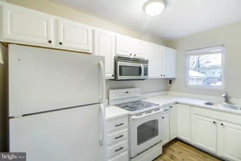 913 Stoll St, Brooklyn, MD 21225 photo 32