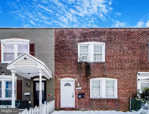 913 Stoll St, Brooklyn, MD 21225 photo 3