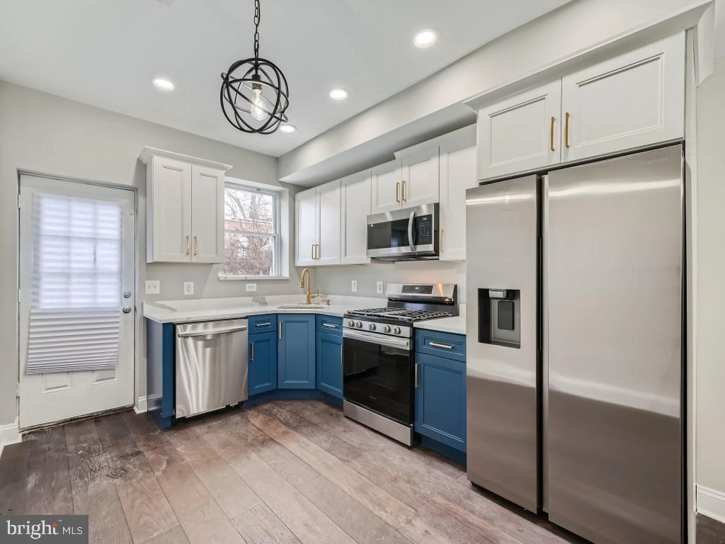 239 N Monastery Ave, Baltimore, MD 21229 photo 4