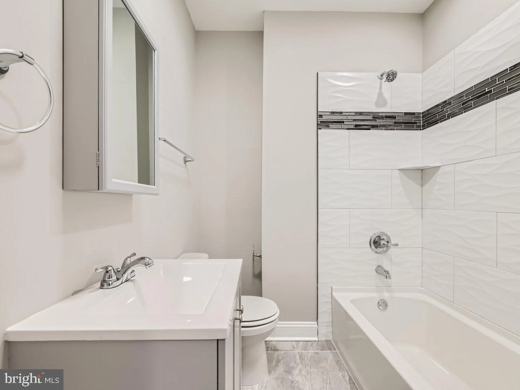 239 N Monastery Ave, Baltimore, MD 21229 photo 6
