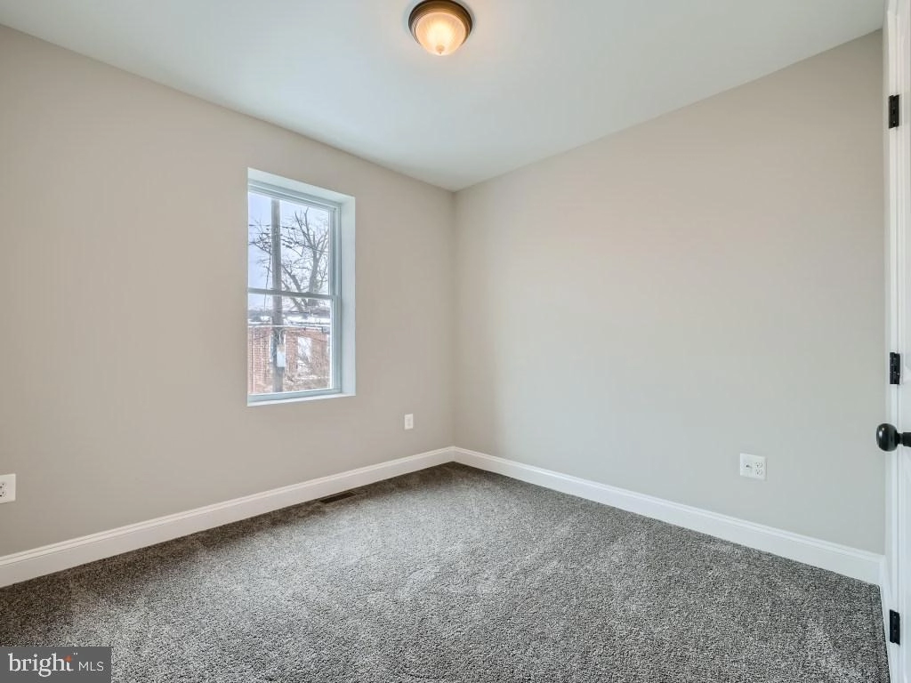 239 N Monastery Ave, Baltimore, MD 21229 photo 7
