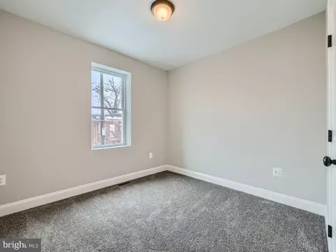 239 N Monastery Ave, Baltimore, MD 21229 photo 7