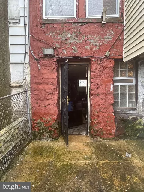 2916 Baker St, Baltimore, MD 21216 photo 37