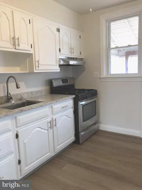 3450 Dolfield Ave, Baltimore, MD 21215 photo 2