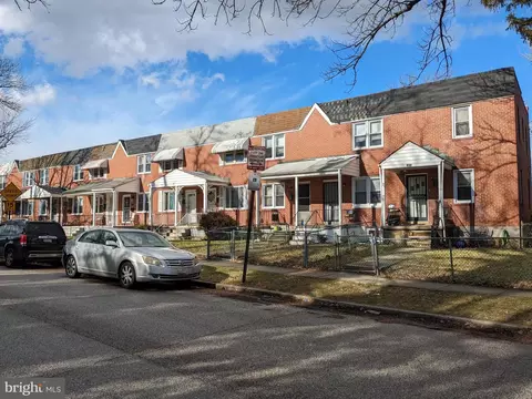 2832 Edgecombe Cir S, Baltimore, MD 21215 photo 3