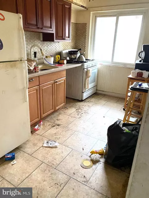 821 Bradhurst Rd, Baltimore, MD 21212 photo 7