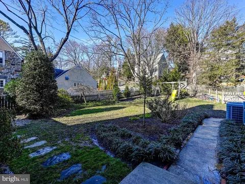 Exterior - 206 Enfield Rd, Baltimore, MD 21212 photo 6 of 13
