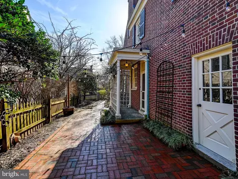 Exterior - 206 Enfield Rd, Baltimore, MD 21212 photo 3 of 13