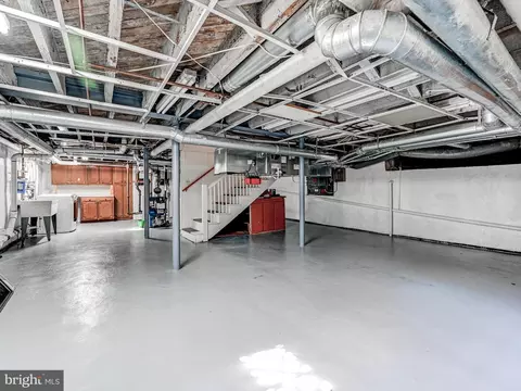 Exterior - 206 Enfield Rd, Baltimore, MD 21212 photo 8 of 13