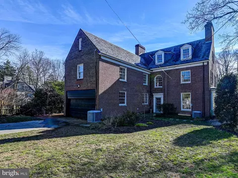 Exterior - 206 Enfield Rd, Baltimore, MD 21212 photo 5 of 13