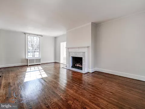 Living - 206 Enfield Rd, Baltimore, MD 21212 photo 2 of 3