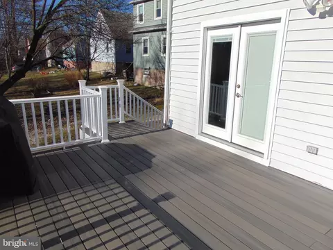 5705 Carter Ave, Baltimore, MD 21214 photo 5