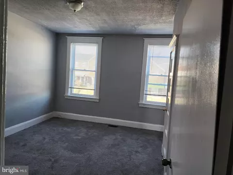 147 N Monastery Ave, Baltimore, MD 21229 photo 9