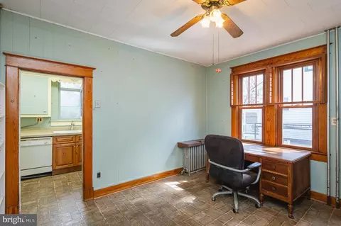 Entry Way - 3300 Batavia Ave, Baltimore, MD 21214 photo 6 of 11