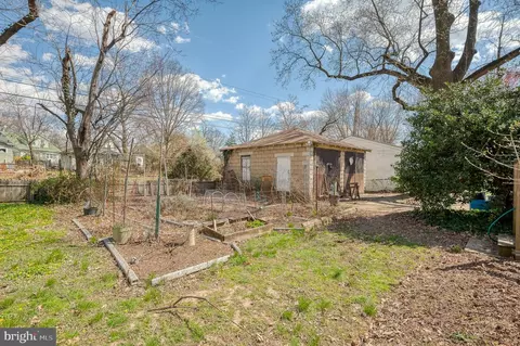 Exterior - 3300 Batavia Ave, Baltimore, MD 21214 photo 9 of 12