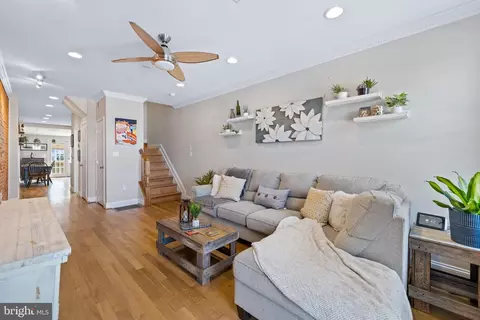 Living - 1237 Haubert St, Baltimore, MD 21230 photo 1 of 5