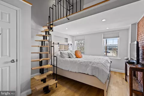 Bedroom - 1237 Haubert St, Baltimore, MD 21230 photo 1 of 6