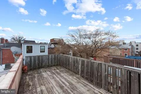 Exterior - 39 E Henrietta St, Baltimore, MD 21230 photo 2 of 7