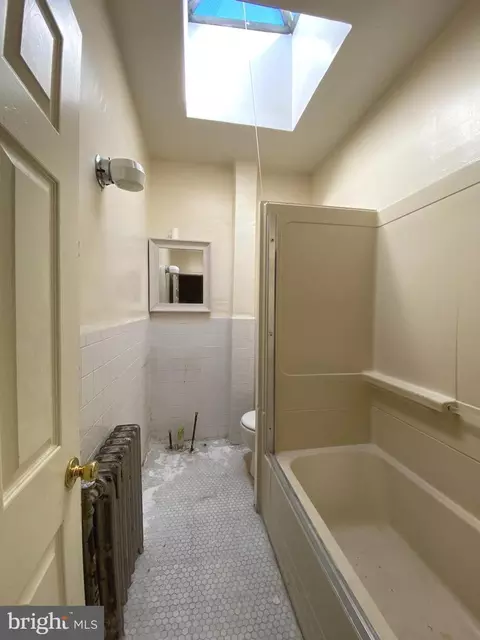 Bath - 2326 Aiken St, Baltimore, MD 21218 photo 1 of 2