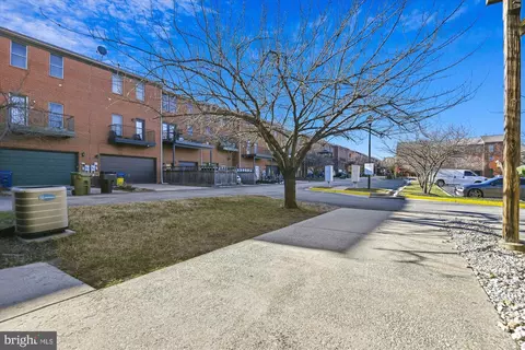 View/Area - 288 Robert St, Baltimore, MD 21217 photo 3 of 5