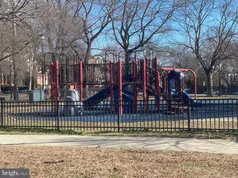 View/Area - 288 Robert St, Baltimore, MD 21217 photo 5 of 5