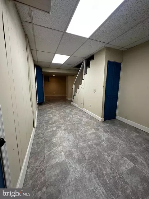 Entry Way - 4610 Belair Rd, Baltimore, MD 21206 photo 3 of 3