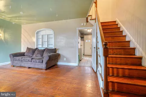 Living - 2804 Erdman Ave, Baltimore, MD 21213 photo 1 of 5