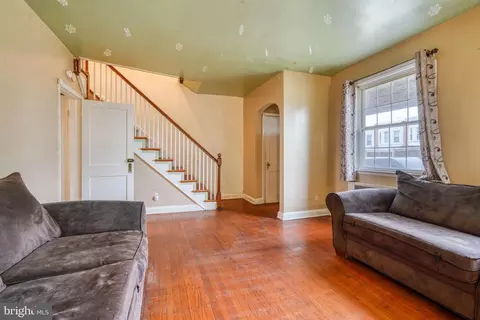 Living - 2804 Erdman Ave, Baltimore, MD 21213 photo 4 of 5