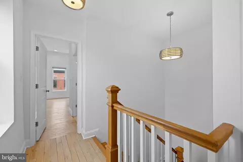 Entry Way - 29 S Robinson St, Baltimore, MD 21224 photo 5 of 5