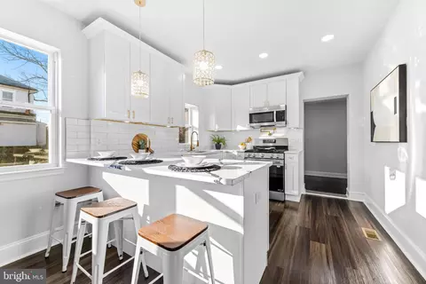 Kitchen - 3720 Boarman Ave, Baltimore, MD 21215 photo 3 of 7